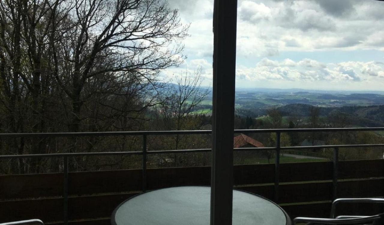 Ferienwohnungen Bayerischer Wald Mit Pool Freyung Exteriör bild